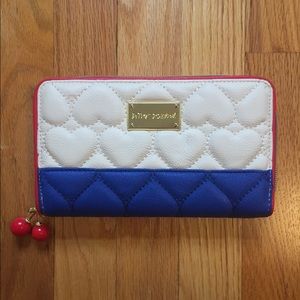 Betsey Johnson Heart quilted Wallet